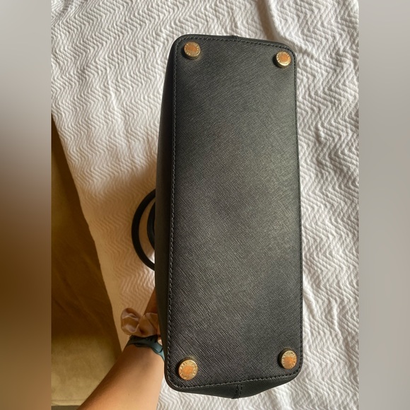 Michael Kors Purse - Picture 2 of 5